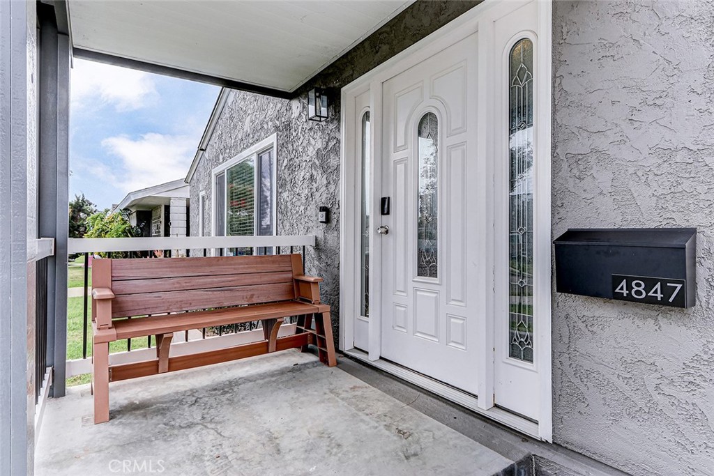 4847 W 123rd Place