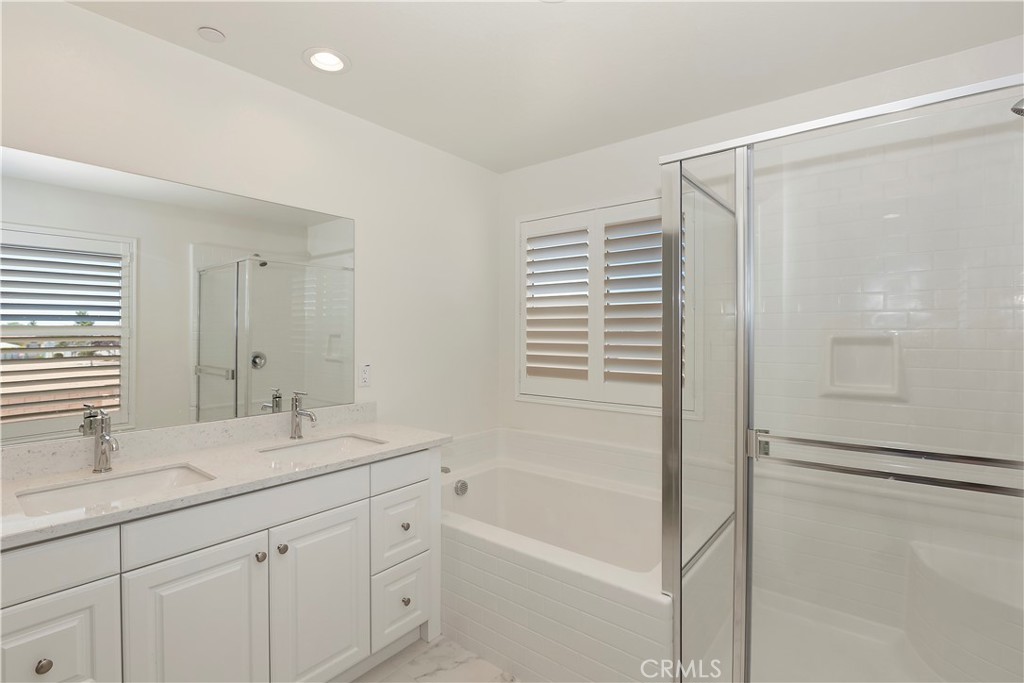 16546 Biola Pl