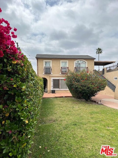 Photo of 1635 1637 S Bronson Avenue, Los Angeles, CA 90019 (MLS # 26937151)