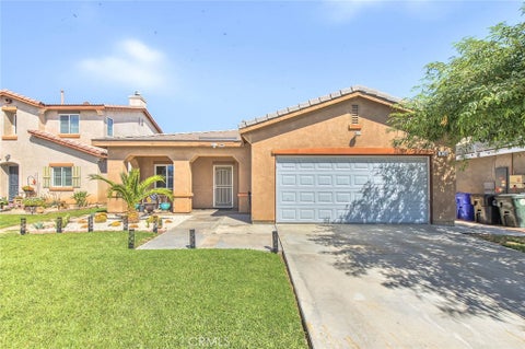 Photo of 14242 Caballo Ct CT, Victorville, CA 92394 (MLS # CV26209856)