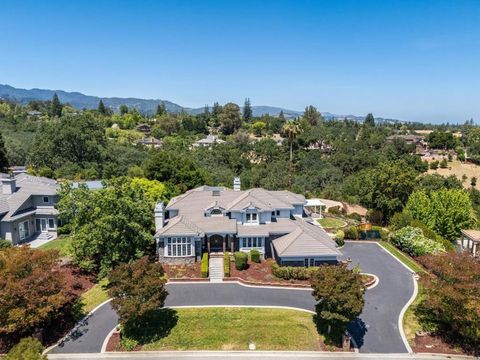 Photo of 15015 Gypsy Hill Road, Saratoga, CA 95070 (MLS # ML82049068)