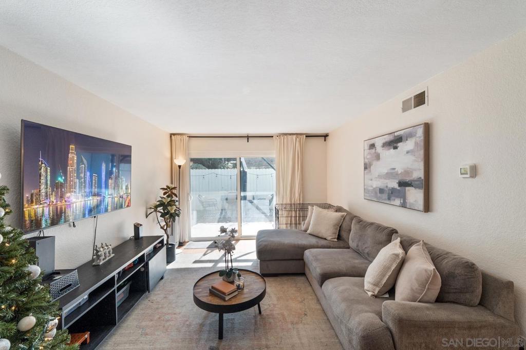 1564 Tanglewood Ln 19