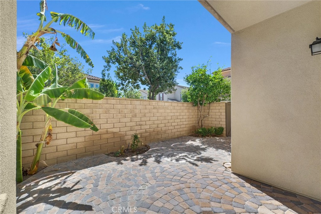 Sendero (SEND) - Residential Lease