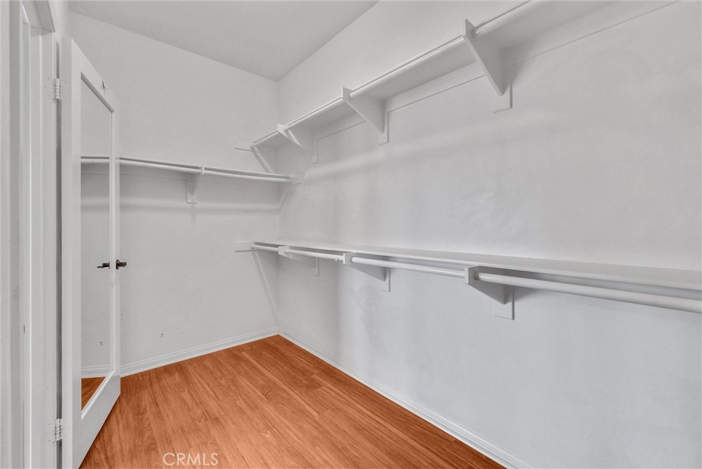 Sendero (SEND) - Residential Lease