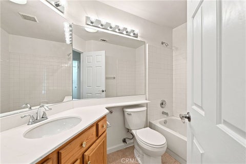 Tiny photo for 32185 Corte Carmela, Temecula, CA 92592 (MLS # SW26197219)
