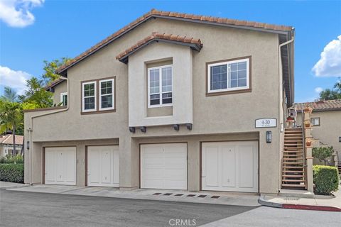 Photo of 4 Via Alivio, Rancho Santa Margarita, CA 92688 (MLS # OC25246051) Photo of 4 Via Alivio, Rancho Santa Margarita, CA 92688 (MLS # OC25246051)