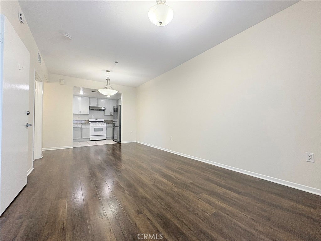 580 W Main Street #322