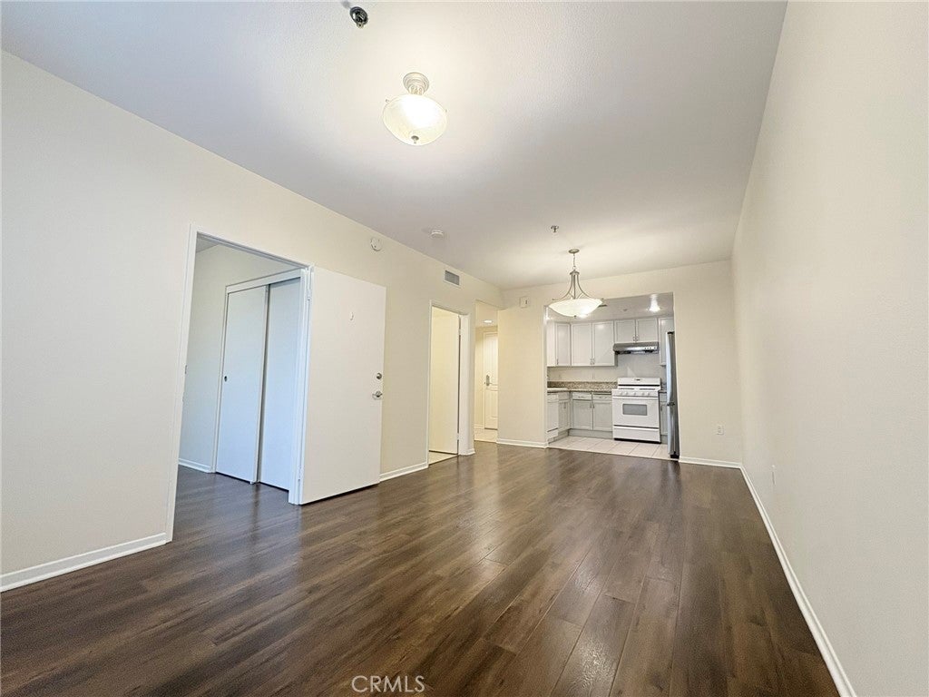 580 W Main Street #322