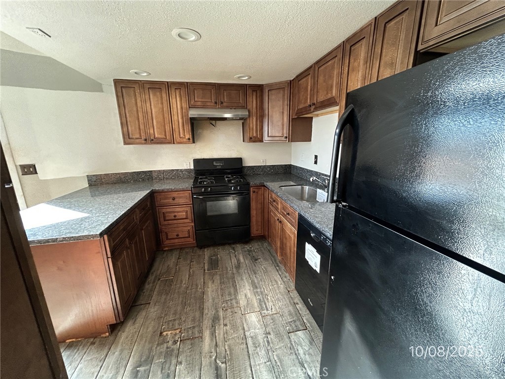 22677 South