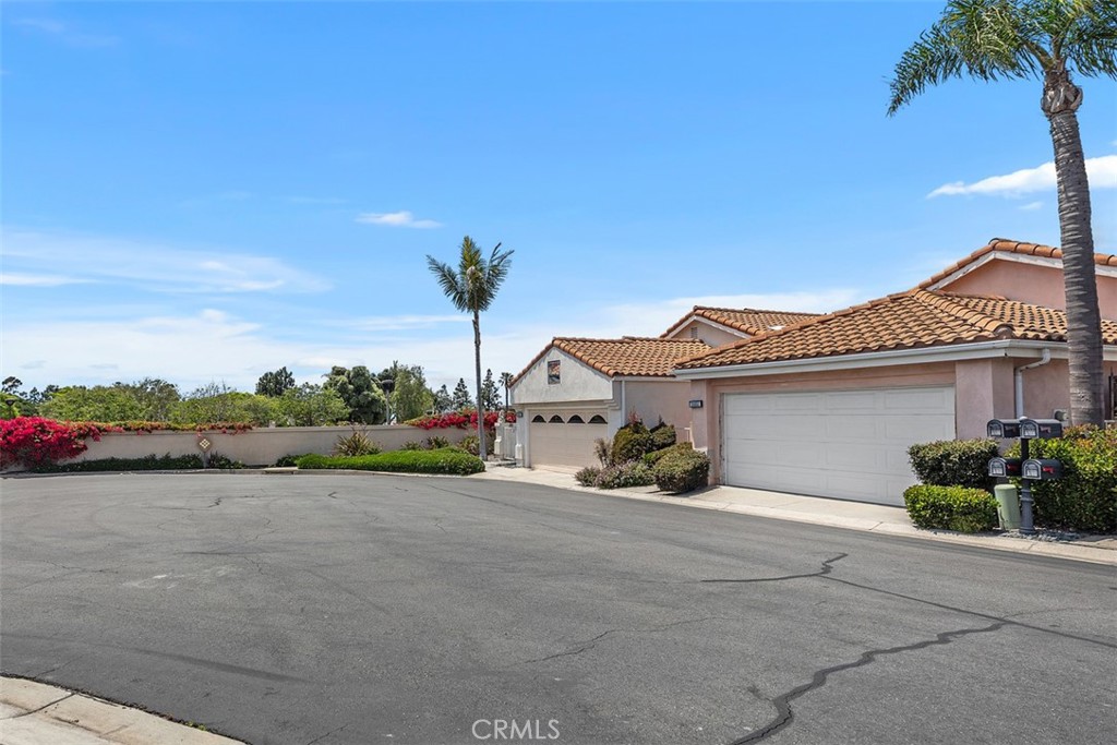24851 Seagate Drive