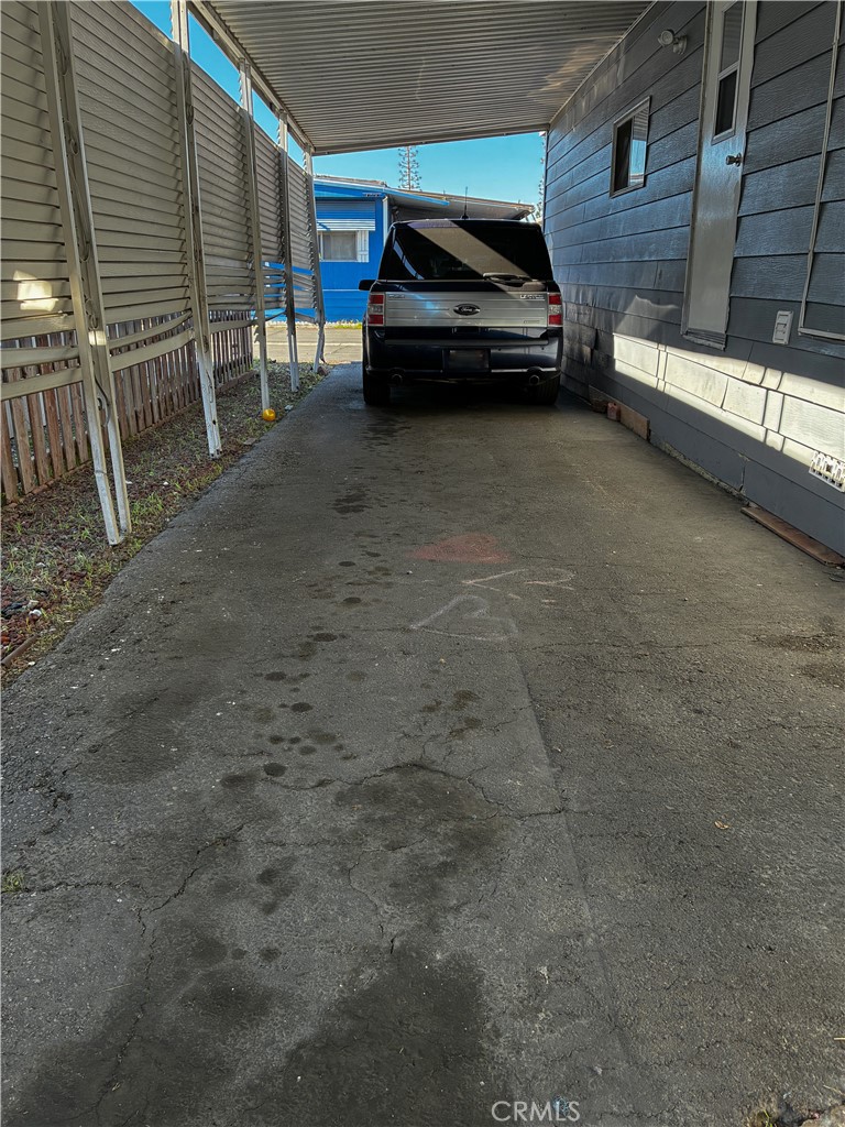 16600 Orange Avenue 66