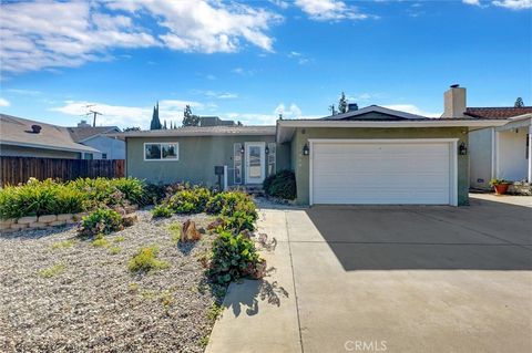 Photo of 17068 Celtic St, Granada Hills, CA 91344 (MLS # SR25270110)