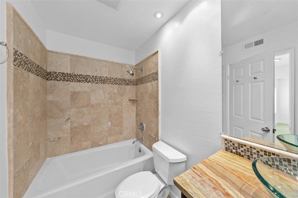 27 Almeria, Irvine CA 92614 - Photo 29