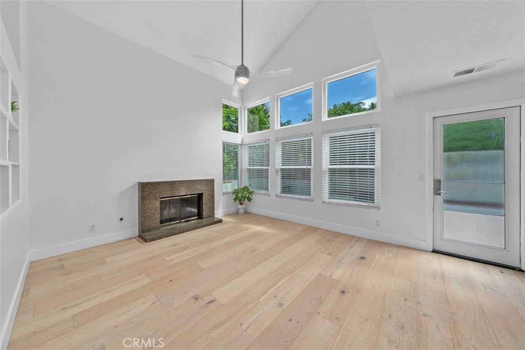 27 Almeria, Irvine CA 92614 - Photo 9