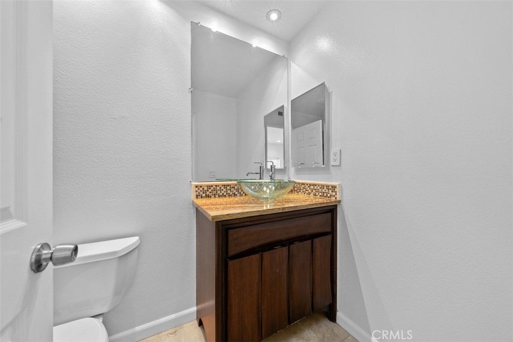 27 Almeria, Irvine CA 92614 - Photo 28