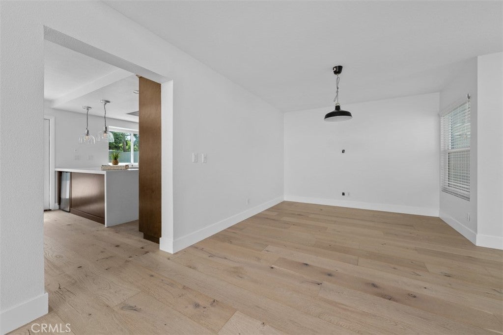 27 Almeria, Irvine CA 92614 - Photo 7