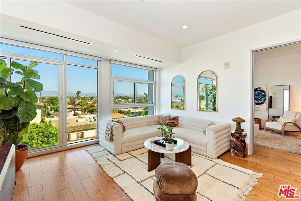 Photo of 3111 Via Dolce #402, Marina Del Rey, CA 90292 (MLS # 25617377)