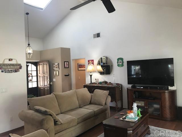 346 HUNTER CT