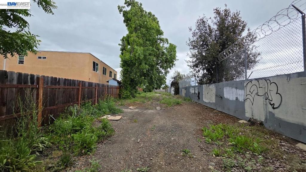 218 Valle Vista Ave