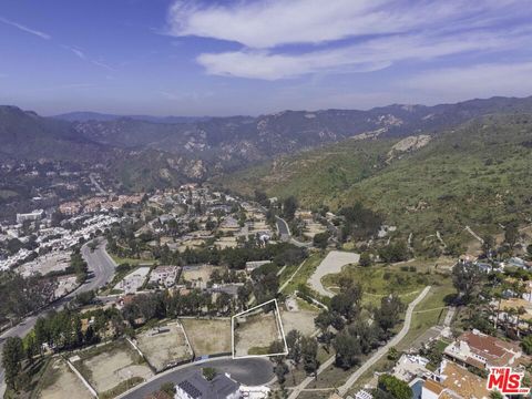 Tiny photo for 1433 El Bosque Court, Pacific Palisades, CA 90272 (MLS # 26669435)