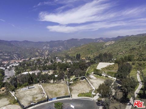 Tiny photo for 1433 El Bosque Court, Pacific Palisades, CA 90272 (MLS # 26669435)