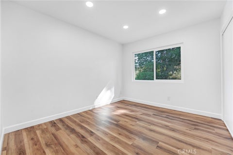 Tiny photo for 816 Pamela Wood St, Thousand Oaks, CA 91320 (MLS # SR26233248)