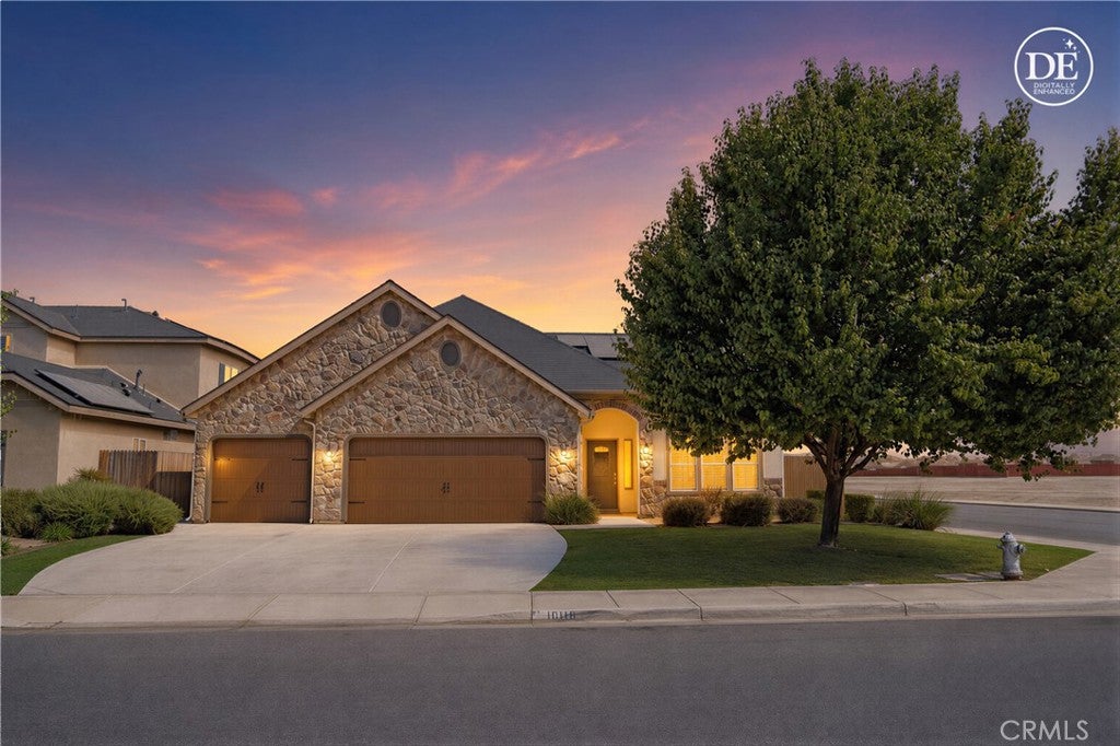 10118 Alondra Dr