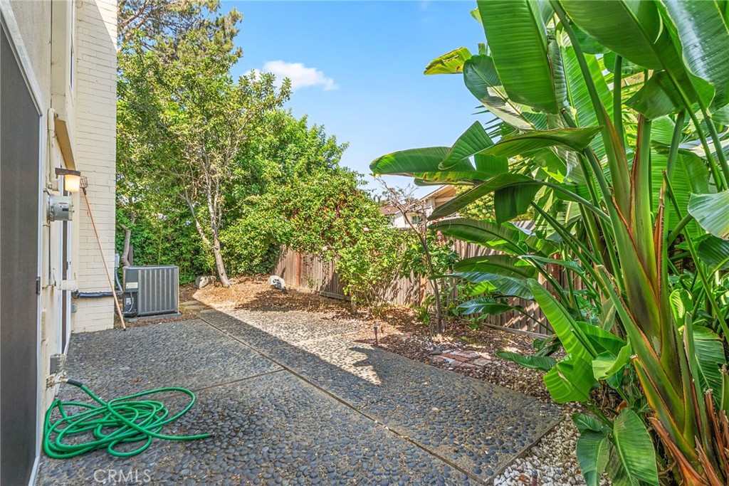 12 Foxglove Way