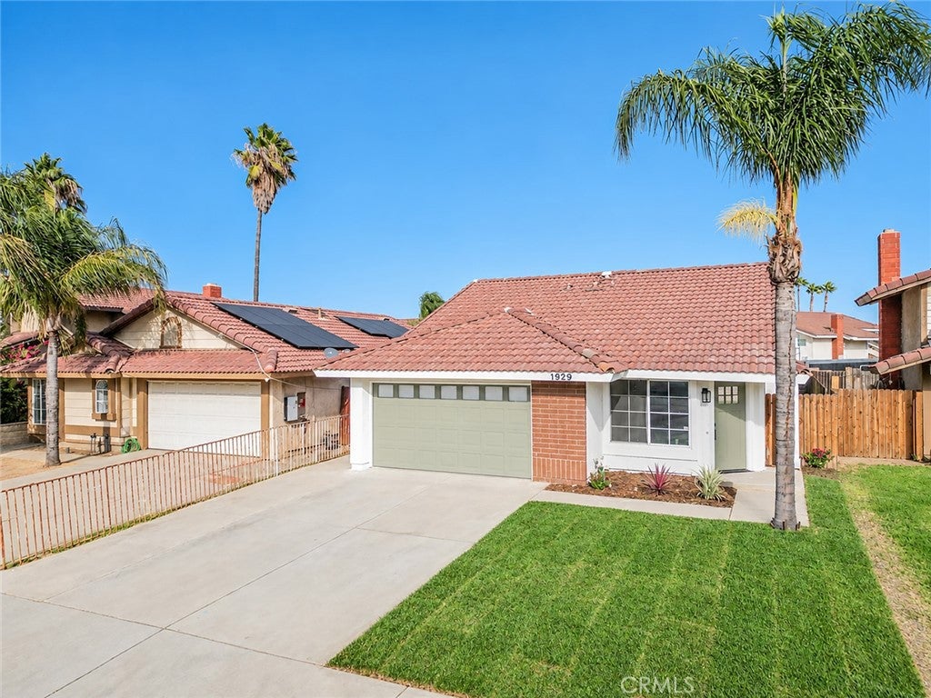 1929 Summertree Drive