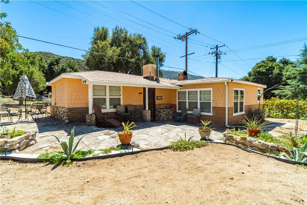 40202 Calle El Clavelito