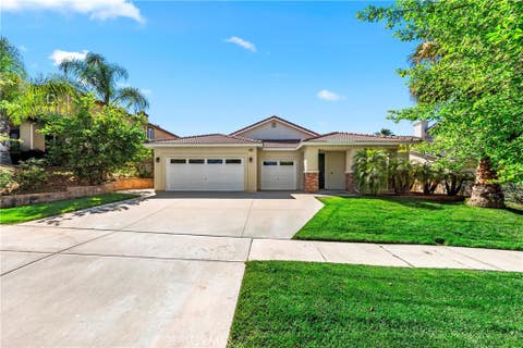 Photo of 4132 Crooked Stick Ln, Corona, CA 92883 (MLS # IG26049183)