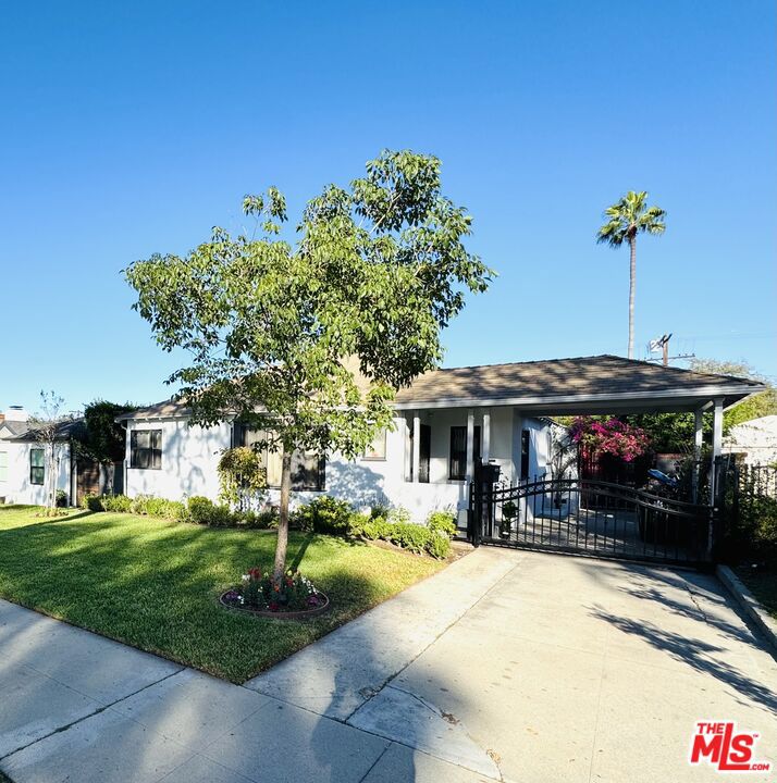 3506 S Redondo Boulevard
