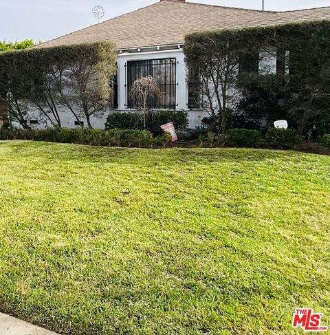 Photo of 3506 S Redondo Boulevard, Los Angeles, CA 90016 (MLS # 26716251)