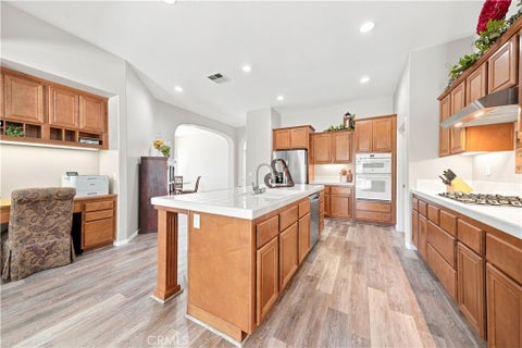 Tiny photo for 43940 Via Montalban, Temecula, CA 92592 (MLS # SW26195767)