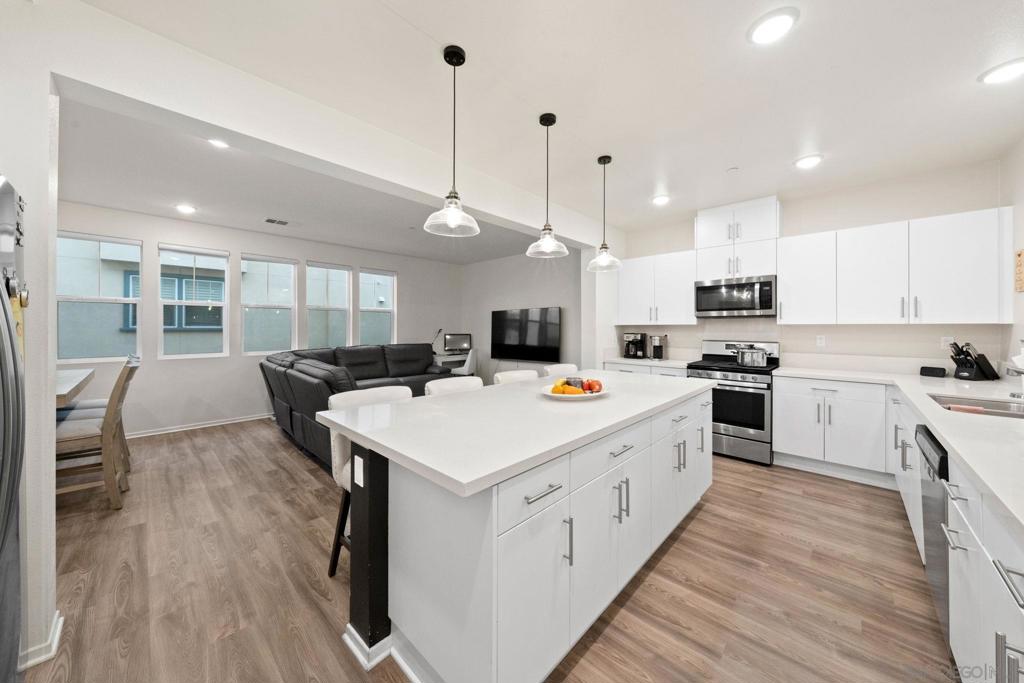 5360 Calle Rockfish 32