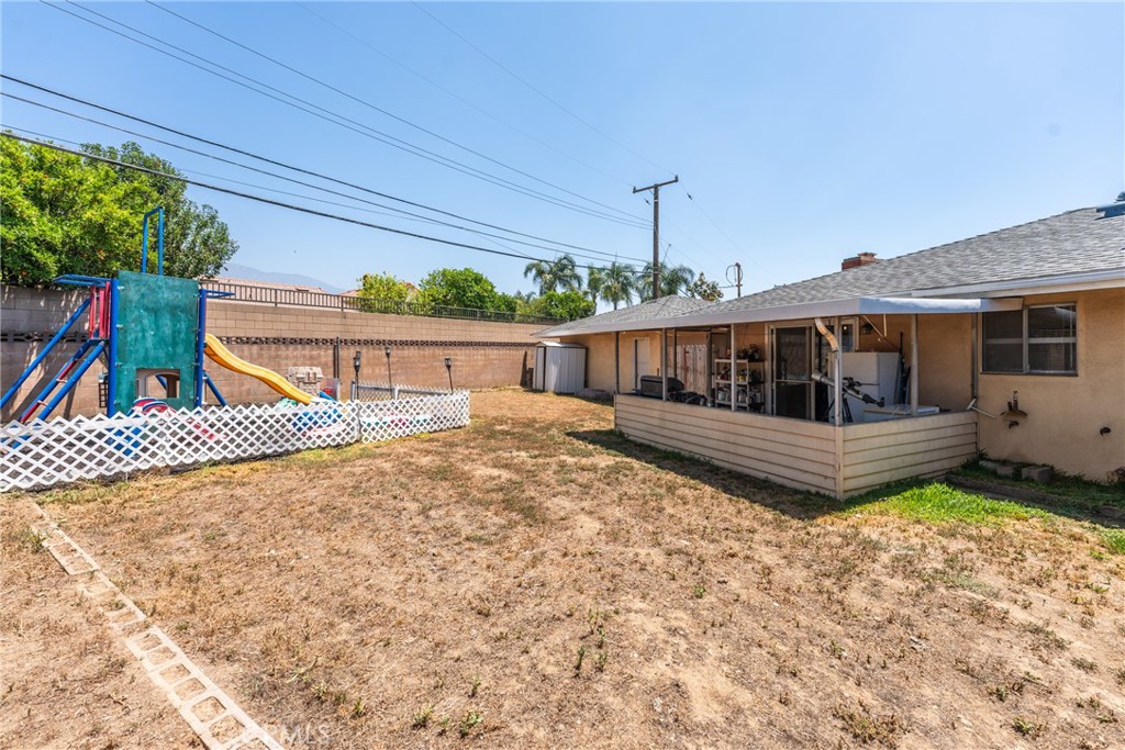 9056 La Vine Street