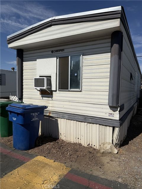 Photo of 224 Mccord AVE #4, Bakersfield, CA 93308 (MLS # DW26105709)