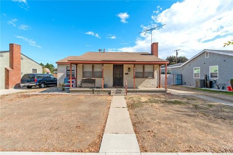 Photo of 4392 Elm Avenue, Long Beach, CA 90807 (MLS # CV25245767) Photo of 4392 Elm Avenue, Long Beach, CA 90807 (MLS # CV25245767)