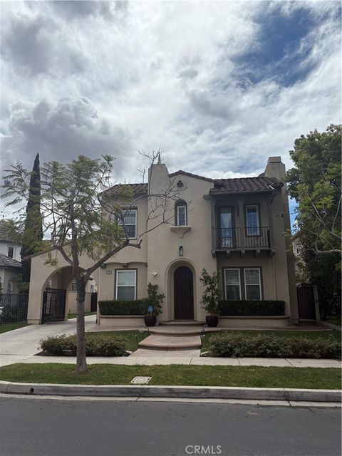 Photo of 72 Downing St, Ladera Ranch, CA 92694 (MLS # OC26064479)