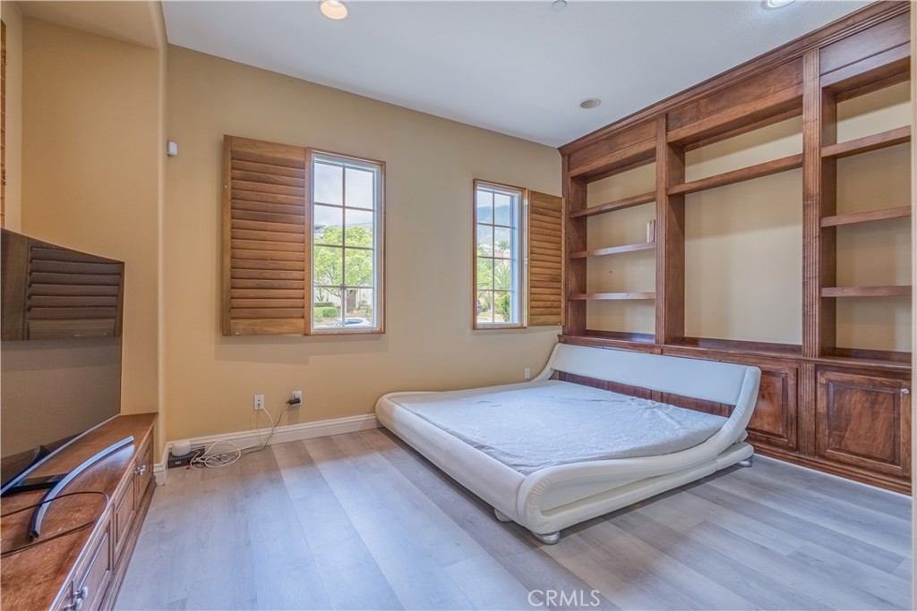 Claremont, California, 91711, United States, 5 Bedrooms Bedrooms, ,5 BathroomsBathrooms,Residential,Active,2033995