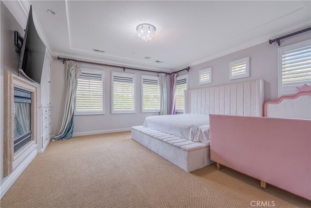 Claremont, California, 91711, United States, 5 Bedrooms Bedrooms, ,5 BathroomsBathrooms,Residential,Active,2033995