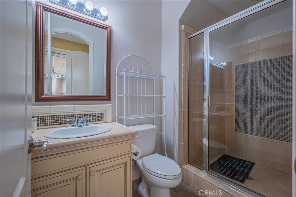 Claremont, California, 91711, United States, 5 Bedrooms Bedrooms, ,5 BathroomsBathrooms,Residential,Active,2033995