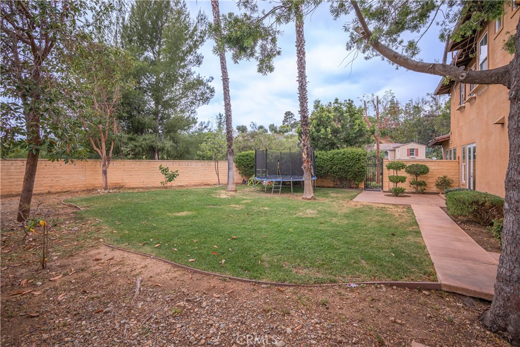Claremont, California, 91711, United States, 5 Bedrooms Bedrooms, ,5 BathroomsBathrooms,Residential,Active,2033995
