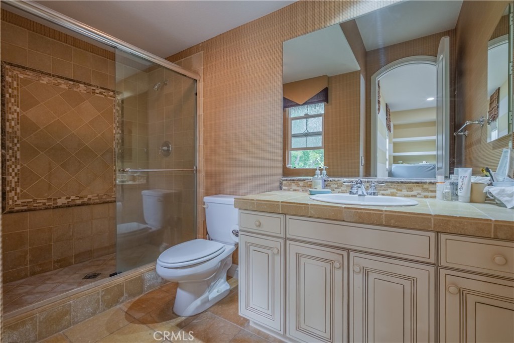 Claremont, California, 91711, United States, 5 Bedrooms Bedrooms, ,5 BathroomsBathrooms,Residential,Active,2033995