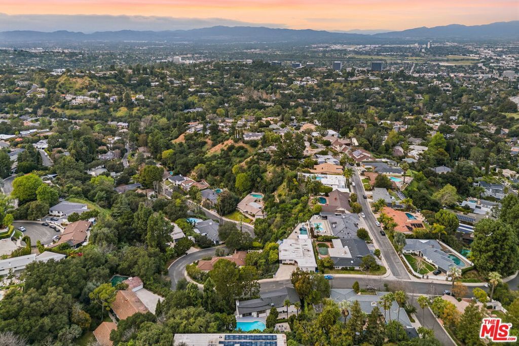 Photo of 3465 Valley Meadow Road, Sherman Oaks, CA 91403 (MLS # 26651027)