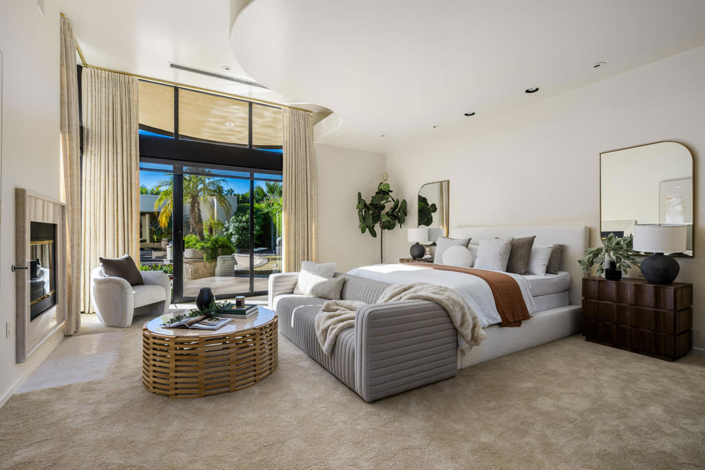 La Residence - Residential