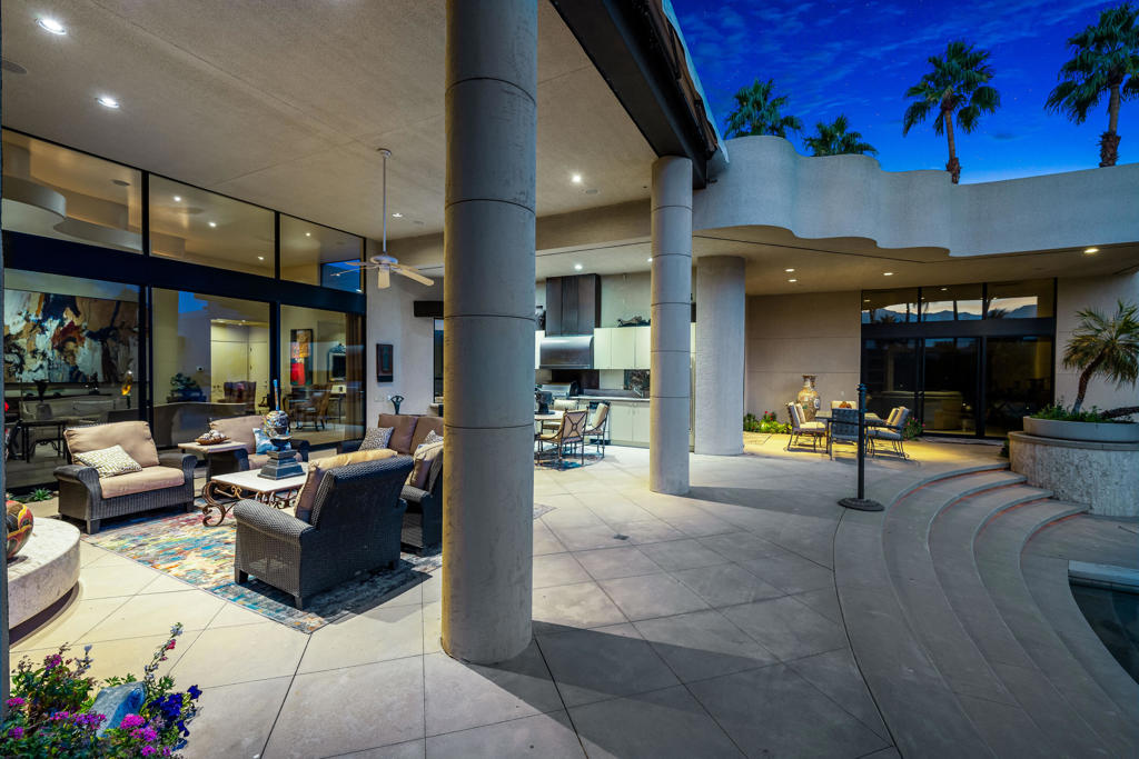 La Residence - Residential