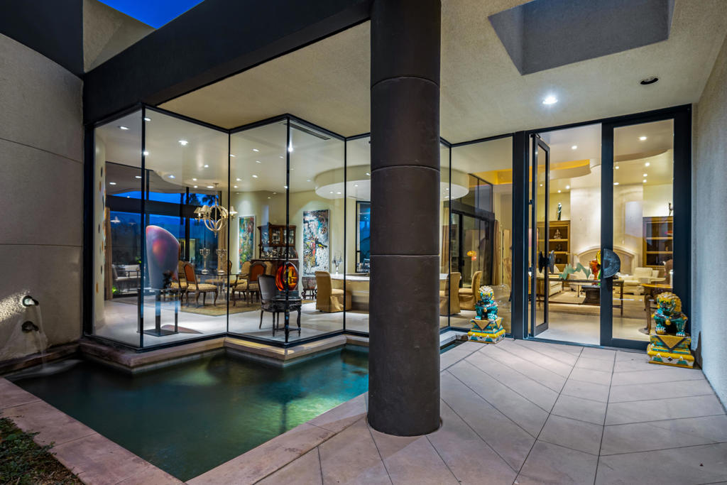 La Residence - Residential