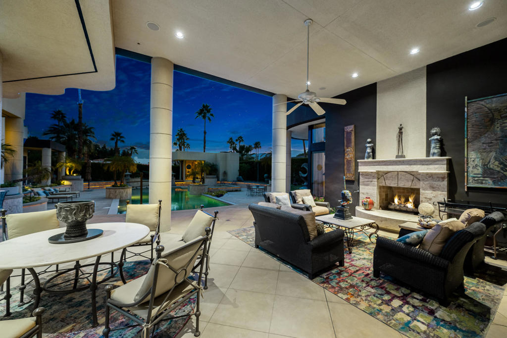 La Residence - Residential