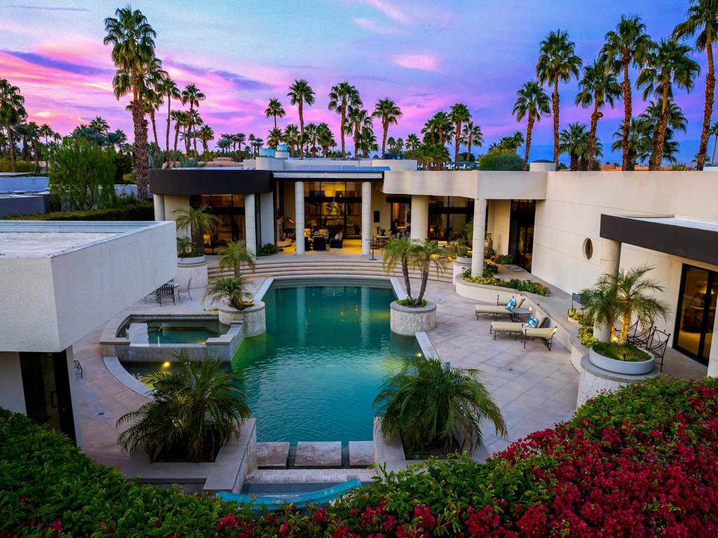 La Residence - Residential